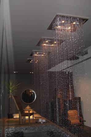 Privatewellness Colour Brausen mit LED Farbwechsel im Showroom des Herstellers Gessi