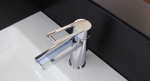 Gessi Riflessi Wasserfallarmaturen ausgestellt in der B�derausstellung Eppan und Brixen