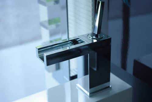 Gessi Rettangolo Cascata Waschtischarmatur chrom, art. 30901.031, B�derausstellung Brixen
