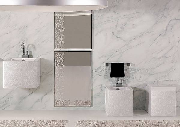 Collezione Frozen, Simas Ceramica, Design ufficio tecnico, lavabo, misura 50x50cm (altezza 41cm), art. FZ13, finitura: bianco con decoro Reinassance trasparente "impronte", vaso e bidet a pavimento, misura 51x38cm, art. FZ01 + FZ004 + FZ04, finitura: bianco  con decoro Reinassance trasparente "impronte"