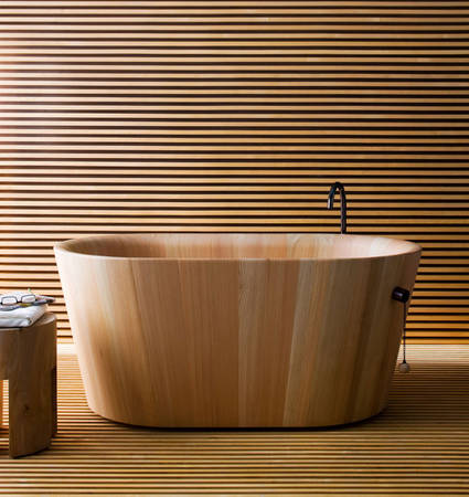 Rapsels Neuheit 2010 ! Die Ofuro Badewanne design by Matteo Thun