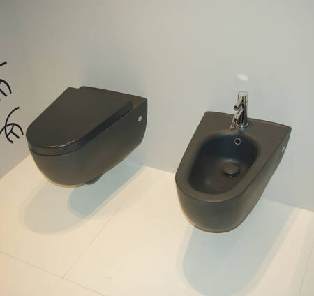 Tizi WC wandh�ngend antrazit, art. 8048C, und Tizi Bidet wandh�ngend antrazit, art. 8049C