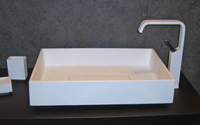 Gessi Home Collection Aufsatzwaschtisch in Vetro Freddo wei�, 600x400mm, art. 37561.031, kombiniert mit Gessi RettangoloXL Waschtischmischer in wei�, art. 11953.298