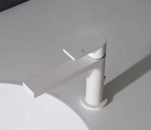 Via Manzoni SoloTu Waschtischmischer weiss, art. 38601.279, Abverkauf zum stark reduzierten Sonderpreis, neu und originalverpackt
