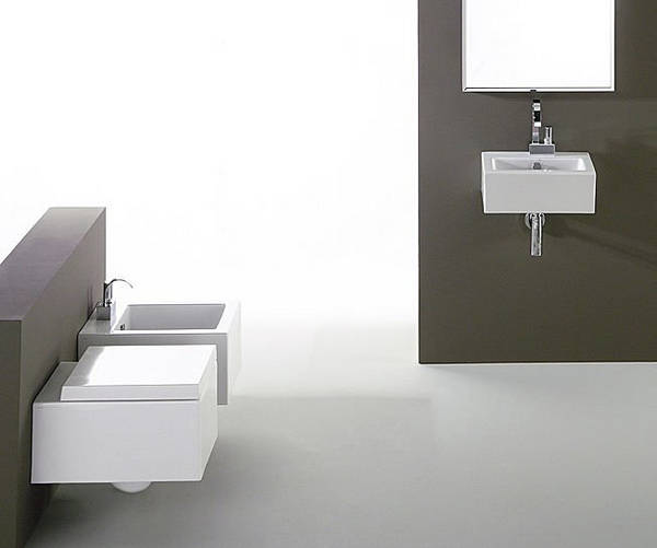 Serie Frozen, Simas Ceramica, Design ufficio tecnico, lavamani, misura 43x33cm, art. FZ14, colore bianco, vaso e bidet sospeso, misura 51x38cm, art. FZ18 + FZ004 + FZ19, colore bianco