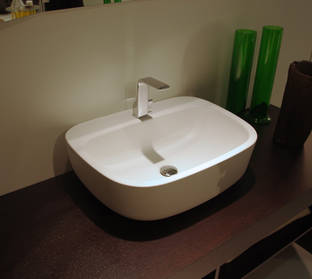 Flaminia Mono Waschtisch Aufsatzwaschtisch in Farbe milky white/latte, art. MN64L, auch wandh�ngend einsetzbar
