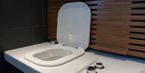 Hatria G-Full WC Bidet dient nicht nur den allt�glichen Bed�rfnissen, WC Bidet lassen sich geschickt verstecken und als Liegefl�che umfunktionieren