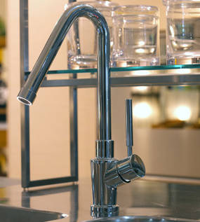 Gessi Energy Sp�ltischmischer in chrom mit seitlichem Griff und mit 170� schwenkbarem Auslauf, art. 16607.031, auch in Edelstahl geb�rstet Finox erh�ltlich