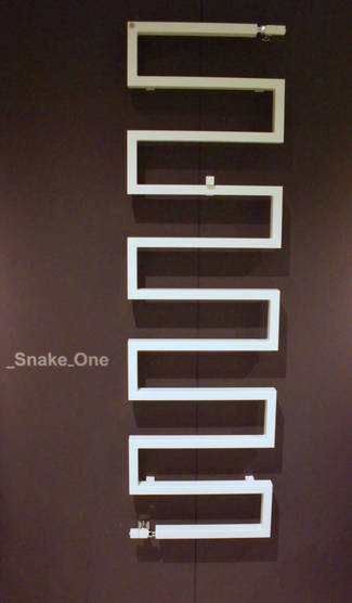 Snake One Badheizk�rper Farbe wei� matt, 1730x500mm, art. SNAKE_ONE ausgestellt auf der Cersaie Messe 2011