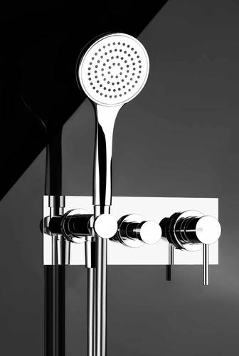 Gessi Via Tortona Duscharmatur oder Badewannen-Armatur horizontal, inkl. Schlauch, Brause und Umschalter art. 38639+18846.031
