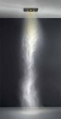 Privatewellness Colour Kopfbrause 35x35cm mi LED Farbwechsel, art. 32849 (UP-Teile)+32948 (Sichtteil), im Bild die Funktion Nebel bzw. Spr�hregen