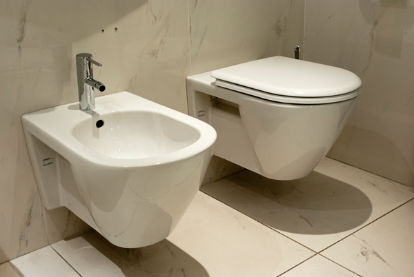 Starck WC Bidet wandh�ngend wei�, Ausstellungsst�ck aus unserer B�derausstellung Brixen Abverkauf zum Sonderpreis